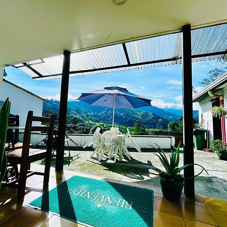Hostal Villa Del Sol 살렌토 외부 사진