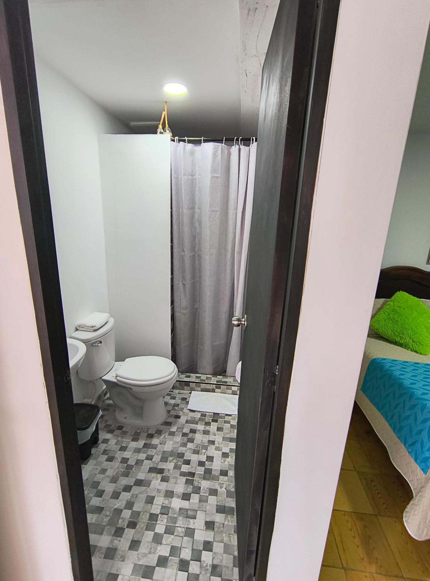 Hostal Villa Del Sol 살렌토 외부 사진