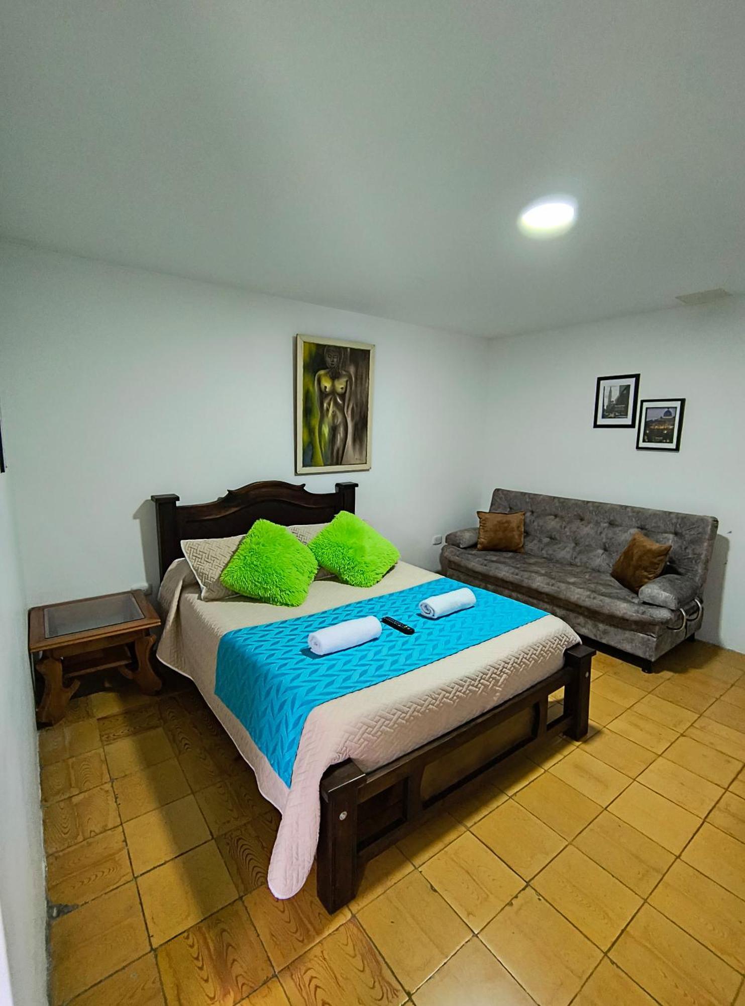 Hostal Villa Del Sol 살렌토 외부 사진
